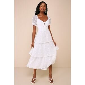 Lulus NWT Precious Sweetie White Floral Embroidered Sweetheart Midi Dress Small